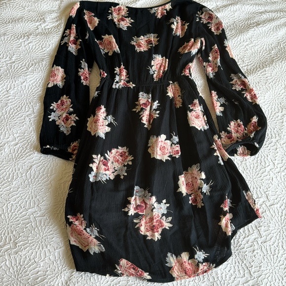 Band of Gypsies Floral Mini Dress - Picture 5 of 6